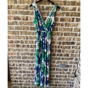 Gilli Sleeveless Floral Maxi Dress